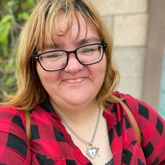 Meet your Posher, Grace - Picture 1 of 1